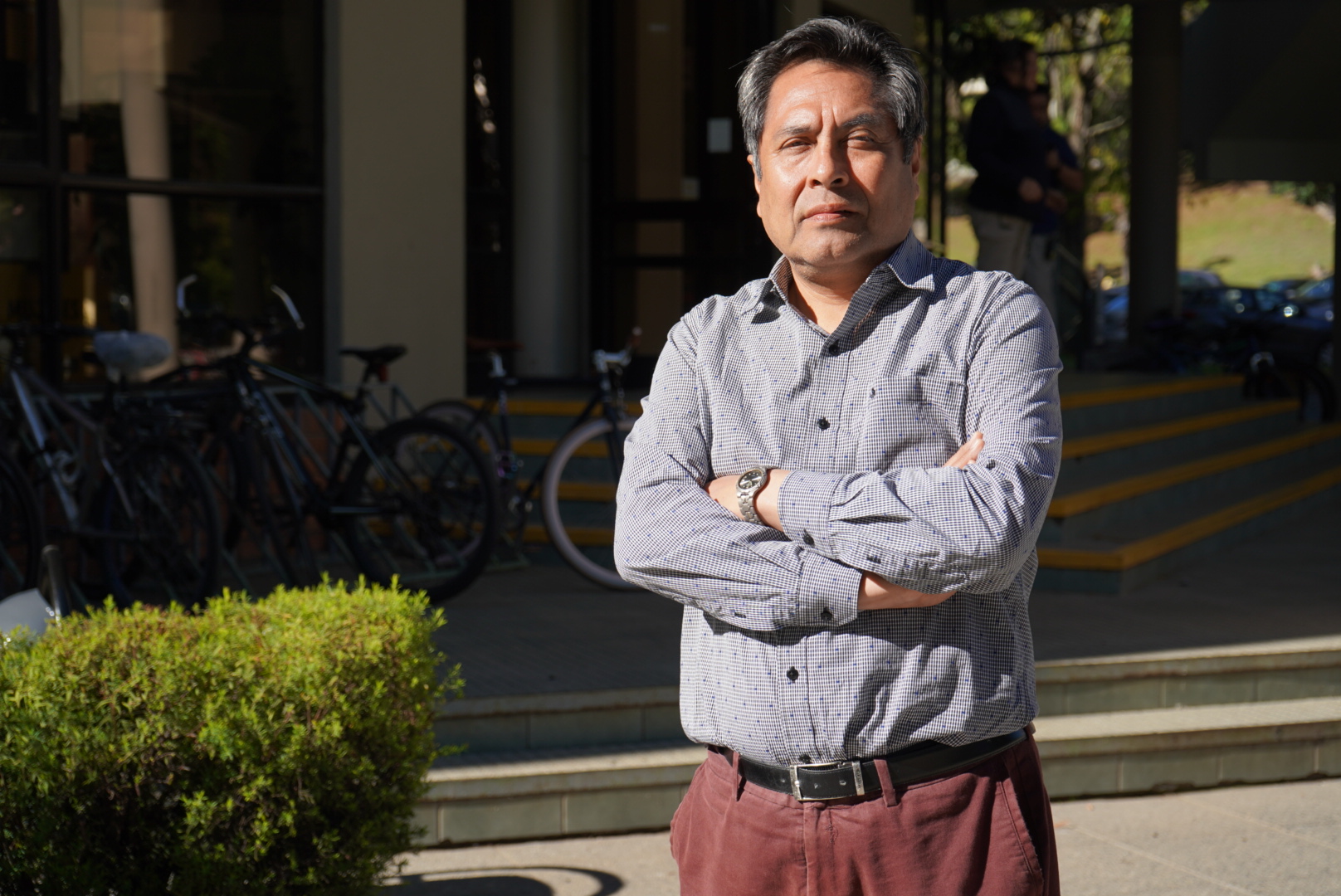 Dr. Fabi&aacute;n Flores-Baz&aacute;n